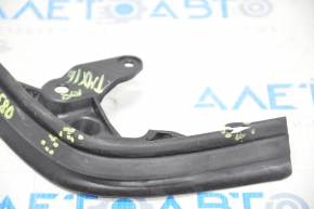 Door seal corner rear right Tesla Model X 16-21 tears