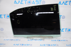 Glass door rear right Toyota Camry v40 scratches