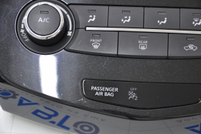Nissan Rogue Sport 17-22 manual climate control scratches on chrome and trim