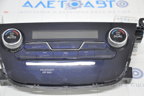 Climate control Nissan Murano z52 15-15 auto scratches, crack in the lining