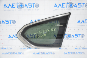 Window blind glass rear right Hyundai Santa FE 19-23 scratches on chrome