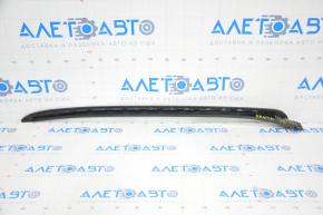 Windshield molding right Hyundai Santa FE 19-23 black rubbed, broken fastening