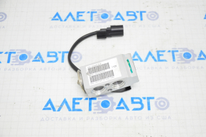 Tesla Model X 16-21 Air Conditioner Heater Valve