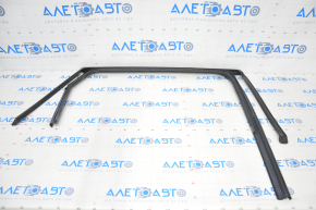 Rear left glass seal Hyundai Santa FE 19-20 with chrome molding