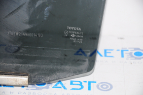 Glass of the rear left door Toyota Highlander 01-07 factory tinted, scratches