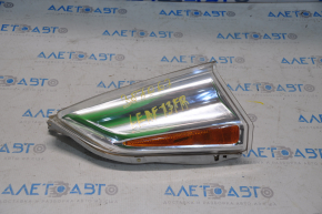 Front right turn signal Nissan Leaf 11-17