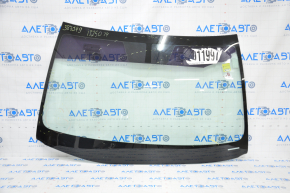 Windshield Lexus IS 14-16 scratched, rubbed