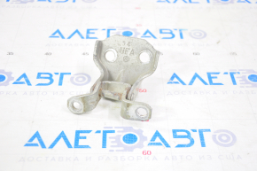 Upper front left door hinge for a Subaru b9 Tribeca