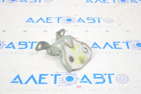 Upper front right door hinge for a Subaru b9 Tribeca