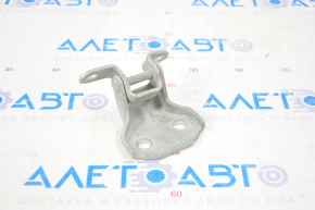 Upper front right door hinge for a Subaru b9 Tribeca