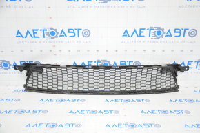 Lower grille of front bumper Lexus IS 14-16 pre-rest with plugs, tears, scratches