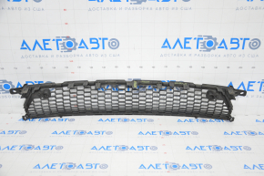 Lower grille of front bumper Lexus IS 14-16 pre-rest with plugs, tears, scratches