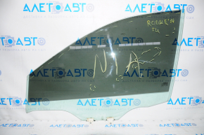 Glass door front left Nissan Rogue 14-17 scratches