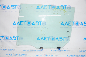 Glass of the rear left door Nissan Leaf 13-17 scratches
