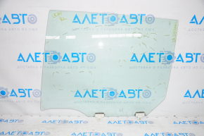 Glass of the rear left door Nissan Leaf 13-17 scratches