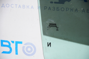 Glass door rear right Nissan Leaf 13-17 scratches