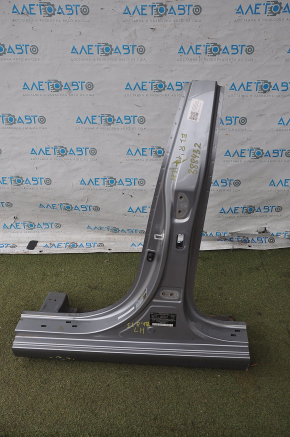 The central left body pillar of Hyundai Elantra AD 17-20 is sawn off, dented