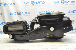 Bare heater housing for a Jeep Grand Cherokee WK2 11-22