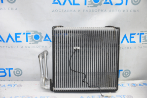 Nissan Pathfinder 13-20 Evaporator with Temperature Sensor, Without Valve