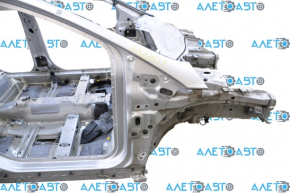 Front right quarter Ford Focus mk3 11-18 silver UX on the body