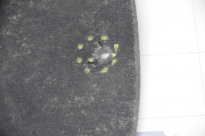 Tesla Model S 12-15 pre-rest hood insulation is small, the fastening is torn