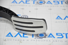 Tesla Model S 12-20 Gas Pedal Chrome Scratches