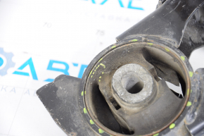 Engine mount center rear Nissan Leaf 11-12 torn silent block