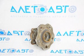Rear left hub Lexus RX350 RX450h 10-15 FWD chip broken, no studs