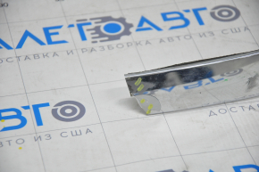 Molding of the trunk door Tesla Model S 12-15 pre-rest type 1, chrome, SIGNATURE, broken fastener, no fragment