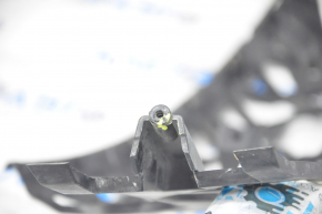 Front bumper mount left VW CC 13-17 rest, crack in mount