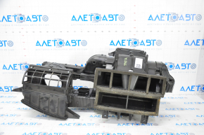 The stove body is bare Tesla Model S 12-15 prerest