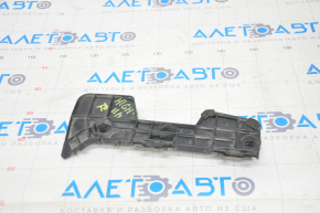 Rear bumper mount center left Toyota Highlander 08-13 breakage of mount
