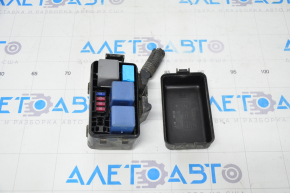 Relay block underhood left Toyota Highlander 11-13 hybrid