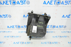 Air filter housing Toyota Highlander 11-13 hybrid without flow meter, missing fragment