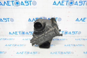 Air filter housing Toyota Highlander 11-13 hybrid without flow meter, missing fragment