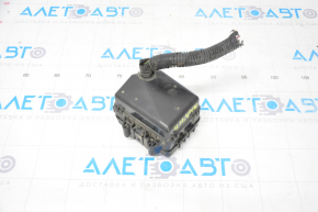 Relay block underhood right Toyota Highlander 11-13 hybrid