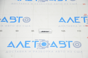Emblem inscription BOSE on door trim card front left Chevrolet Volt 16-