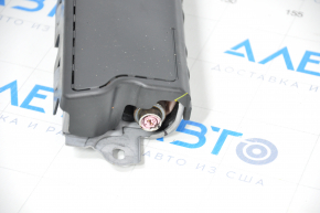 Driver's left knee airbag for a Chevrolet Volt 16-19