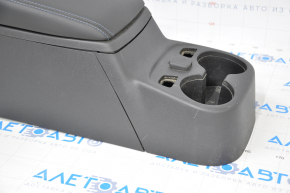 Console center armrest and cup holders Chevrolet Volt 16- black for heated rear row scratches