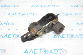 Toyota Highlander 11-13 hybrid rear engine mount rusty