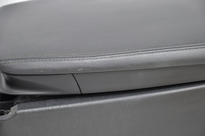 Console central armrest Lexus GS300 GS350 GS430 GS450h 06-07 leather black, scratches