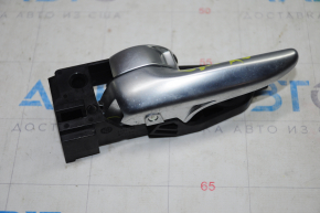 Door handle inner rear left Chrysler 200 15-17