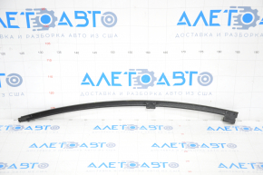 Glass guide door rear right Lexus GS300 GS350 GS430 GS450h 06-11