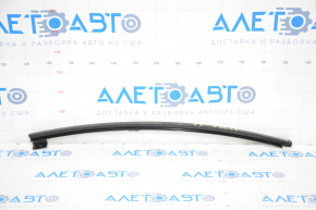 Glass guide door rear right Lexus GS300 GS350 GS430 GS450h 06-11
