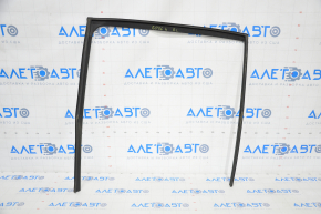 Rear left door glass seal for Lexus GS300 GS350 GS430 GS450h 06-11