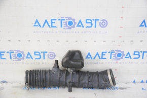 Air duct with resonator Lexus GS450h 06-11