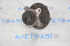 Front left wheel hub for Lexus GS300 GS350 GS430 GS450h 06-11 rwd