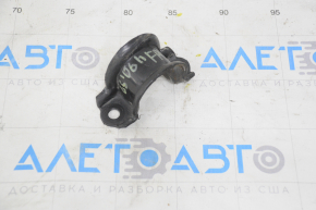Front stabilizer bar mounting bracket right Lexus GS300 GS350 GS430 GS450h 06-11 rwd