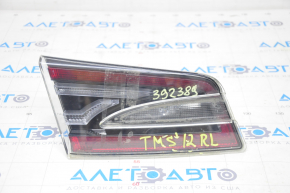 Light inside trunk door left Tesla Model S 12-20 scratches