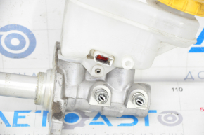 Main brake cylinder with reservoir Subaru Forester 19-21 SK with cover